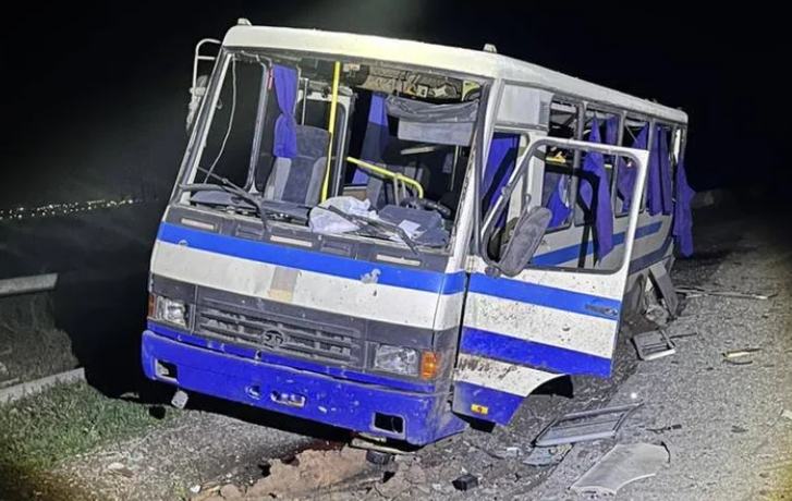 Вісім загиблих та 27 поранених: рятувальники показали наслідки російського удару балістикою по портовій інфраструктурі Одещини